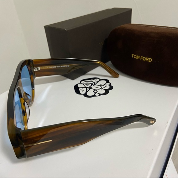 Tom Ford Sunglasses with Blue Lenses and Brown Frame - Picture 3 of 10